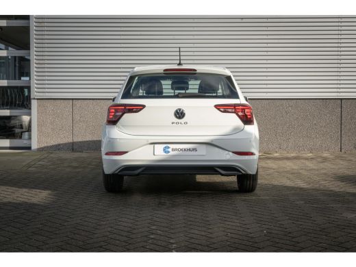 Volkswagen Polo Volkswagen Edition | 'App-Connect' smartphone integratie | Achterlichten LED | Afstandscontrolesy... ActivLease financial lease