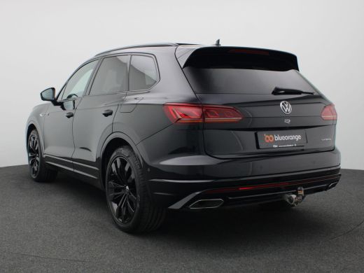 Volkswagen Touareg 3.0 TSi eHybrid 4MOTION R 463PK DSG trekhaak, nachtzicht, 360gr. camera, massagezetels, luchtveri... ActivLease financial lease