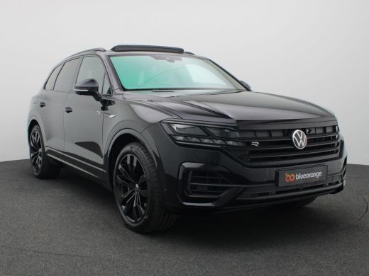 Volkswagen Touareg 3.0 TSi eHybrid 4MOTION R 463PK DSG trekhaak, nachtzicht, 360gr. camera, massagezetels, luchtveri... ActivLease financial lease