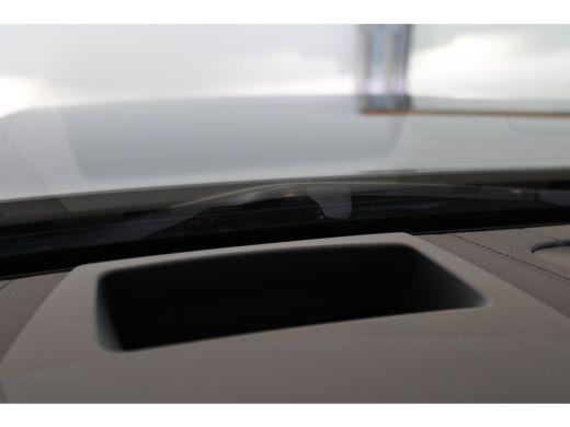 Volvo  S90 Volvo T8 450PK AWD Ultimate Bright | 360° | Luchtvering | Massage | Trekhaak | B&W Audio | Stoel-... ActivLease financial lease