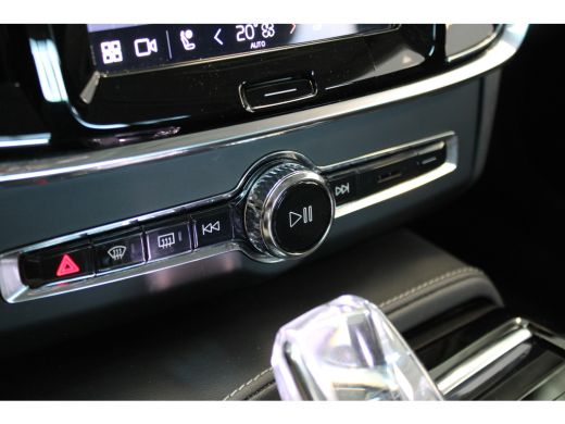 Volvo  S90 Volvo T8 450PK AWD Ultimate Bright | 360° | Luchtvering | Massage | Trekhaak | B&W Audio | Stoel-... ActivLease financial lease