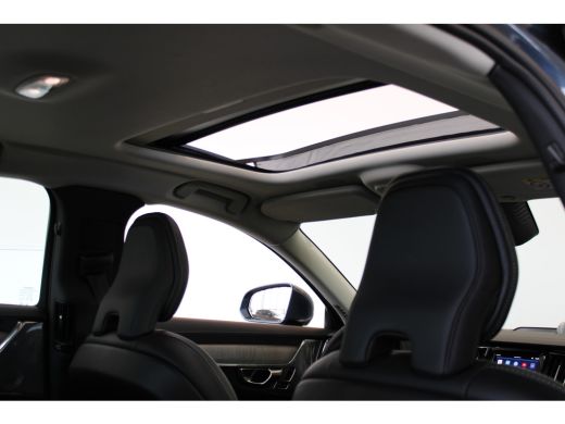 Volvo  S90 Volvo T8 450PK AWD Ultimate Bright | 360° | Luchtvering | Massage | Trekhaak | B&W Audio | Stoel-... ActivLease financial lease