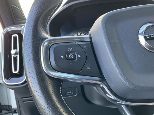 Volvo  XC40 1.5 T3 R-Design Pano.dak Stoelverw 20inch Leer/Alca Trekhaak ActivLease financial lease