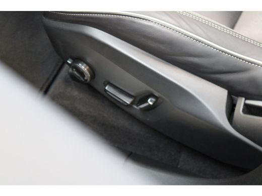 Volvo  XC60 T8 455pk AWD Ultra Black Edition | 360° | Stoel&Stuur Verw. | Trekhaak | Getint Glas | HK Audio |... ActivLease financial lease