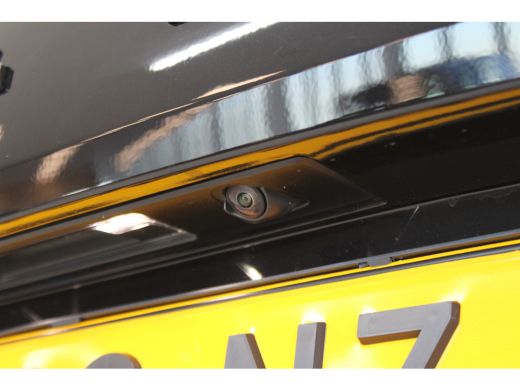 Volvo  XC60 T8 455pk AWD Ultra Black Edition | 360° | Stoel&Stuur Verw. | Trekhaak | Getint Glas | HK Audio |... ActivLease financial lease