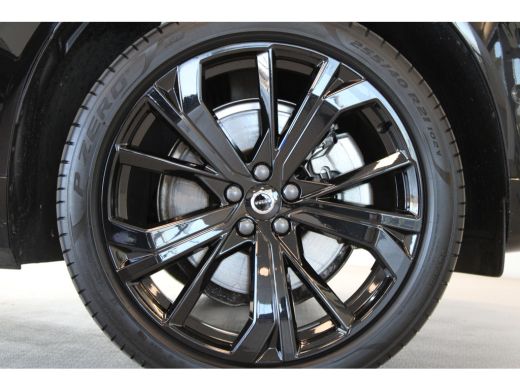Volvo  XC60 T8 455pk AWD Ultra Black Edition | 360° | Stoel&Stuur Verw. | Trekhaak | Getint Glas | HK Audio |... ActivLease financial lease