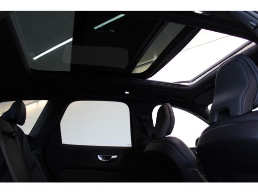 Volvo  XC60 Volvo T8 455pk AWD Ultra Black Edition | 360° | Stoel&Stuur Verw. | Trekhaak | Getint Glas | HK A... ActivLease financial lease
