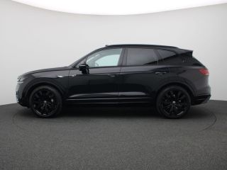 Volkswagen Touareg 3.0 TSi eHybrid 4MOTION R 463PK DSG trekhaak, nachtzicht, 360gr. camera, massagezetels, luchtveri...