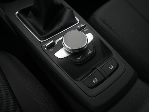 Audi Q2 30 TFSI 115 pk Advanced edition Camera Stoelverwarming Pdc Acc Carplay ActivLease financial lease