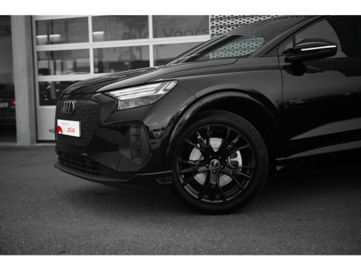 Audi Q4 e-tron 45 quattro Advanced edition 82 kWh | Assistentiepakket Plus | Comfortpakket | Zwart optiek | 20" ActivLease financial lease