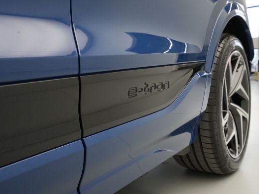 Audi SQ6 e-tron SQ6 100 kWh Luchtvering Bijrijderdisplay ACC Blind Spot 360 camera B&O 37 ActivLease financial lease