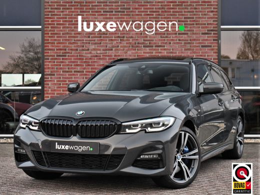 BMW 3 Serie Touring 330e xDrive M-Sport Dravit Pano HUD El-zetels Adp-demping Camera BMW 3 Serie Touring 330e xDrive M-Sport Dravit Pano HUD El-zetels Adp-demping Camera