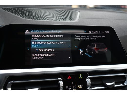 BMW 3 Serie Touring 330e xDrive M-Sport Dravit Pano HUD El-zetels Adp-demping Camera ActivLease financial lease