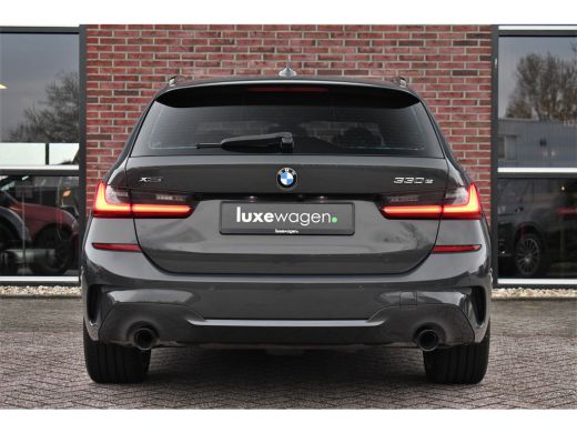 BMW 3 Serie Touring 330e xDrive M-Sport Dravit Pano HUD El-zetels Adp-demping Camera ActivLease financial lease