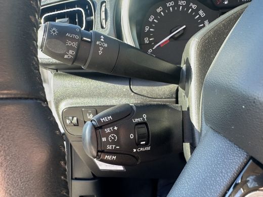 Citroën C3 Citroen 1.2 PureTech S&S Shine | Achteruitrijcamera | Airco (automatisch) | Apple Carplay/Android... ActivLease financial lease
