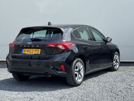 Ford Focus 1.0 Turbo EcoBoost 99pk | Apple CarPlay/Android Auto | Bluetooth telefoonvoorbereiding | Cruise c... ActivLease financial lease