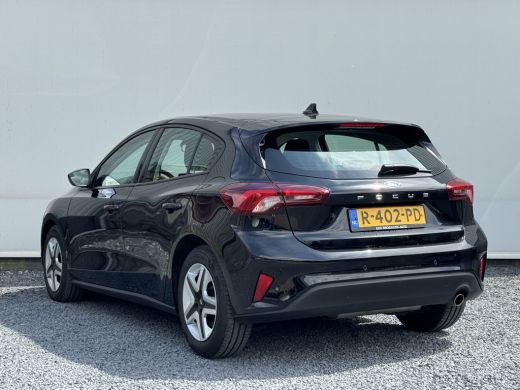 Ford Focus 1.0 Turbo EcoBoost 99pk | Apple CarPlay/Android Auto | Bluetooth telefoonvoorbereiding | Cruise c... ActivLease financial lease