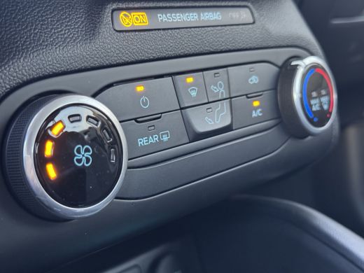 Ford Focus 1.0 Turbo EcoBoost 99pk | Apple CarPlay/Android Auto | Bluetooth telefoonvoorbereiding | Cruise c... ActivLease financial lease