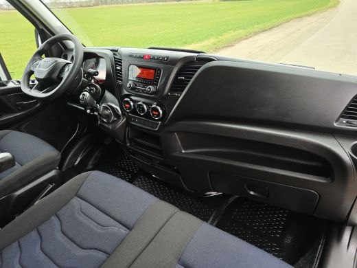 Iveco Daily 35S14V 2.3 352L H2 L2L H2 - 140 Pk - Euro 6 - TREKHAAK - Climate Control - Cruise Control ActivLease financial lease