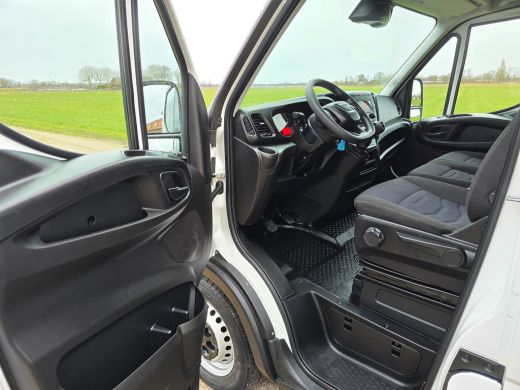 Iveco Daily 35S14V 2.3 352L H2 L2L H2 - 140 Pk - Euro 6 - TREKHAAK - Climate Control - Cruise Control ActivLease financial lease