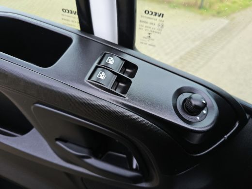 Iveco Daily 35S14V 2.3 352L H2 L2L H2 - 140 Pk - Euro 6 - TREKHAAK - Climate Control - Cruise Control ActivLease financial lease
