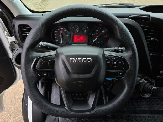 Iveco Daily 35S14V 2.3 352L H2 L2L H2 - 140 Pk - Euro 6 - TREKHAAK - Climate Control - Cruise Control ActivLease financial lease