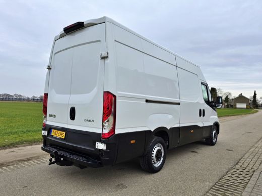 Iveco Daily 35S14V 2.3 352L H2 L2L H2 - 140 Pk - Euro 6 - TREKHAAK - Climate Control - Cruise Control ActivLease financial lease