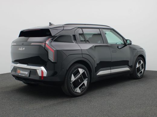 Kia EV3 Plus Advanced 81.4 kWh 204PK full led, adaptive cruise met travel assist, side assist, elek. bedi... ActivLease financial lease