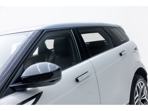 Land Rover Range Rover Evoque Land Rover P300e Nolita Edition AWD 20 Inch | Afn trekhaak | Glazen dak | Keyless-Go | Meridian |... ActivLease financial lease
