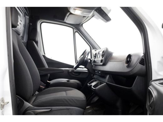 Mercedes Sprinter 215 CDI 150pk L2H2 9G Automaat Airco/CarPlay 12-2022 ActivLease financial lease