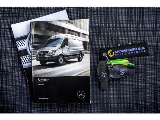 Mercedes Sprinter 311 CDI | L2H2 | Euro 6 | Volledig ingericht | Oprijplaat | Camera | Airco ActivLease financial lease