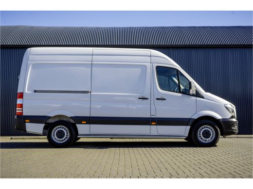 Mercedes Sprinter 311 CDI | L2H2 | Euro 6 | Volledig ingericht | Oprijplaat | Camera | Airco ActivLease financial lease