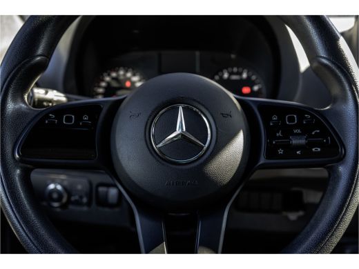 Mercedes Sprinter 314 CDI Bakwagen met laadklep | Mbux | Handgeschakeld | Euro 6 | Carplay | Climate | Camera ActivLease financial lease