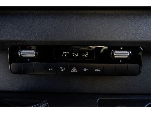 Mercedes Sprinter 314 CDI Bakwagen met laadklep | Mbux | Handgeschakeld | Euro 6 | Carplay | Climate | Camera ActivLease financial lease
