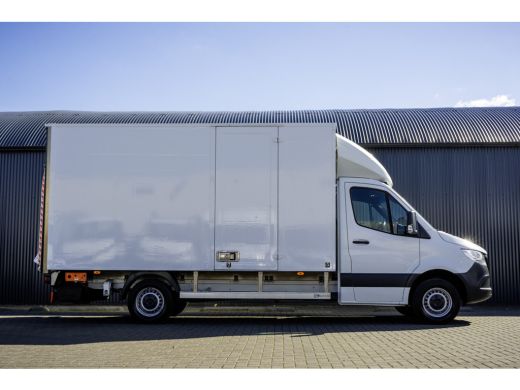 Mercedes Sprinter 314 CDI Bakwagen met laadklep | Mbux | Handgeschakeld | Euro 6 | Carplay | Climate | Camera ActivLease financial lease