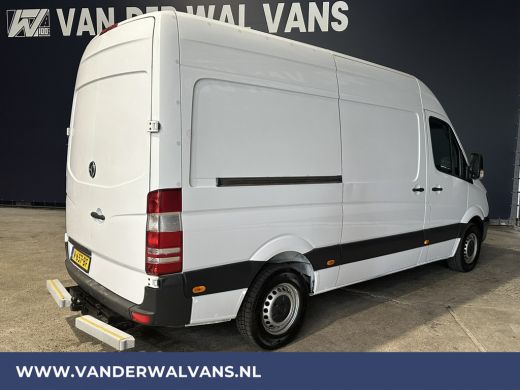 Mercedes-Benz Sprinter 316 CDI 163pk L2H2 Airco | 2800kg Trekhaak | Cruisecontrol | Parkeersensoren Chauffeursstoel ActivLease financial lease