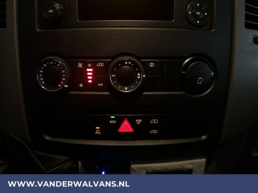 Mercedes-Benz Sprinter 316 CDI 163pk L2H2 Airco | 2800kg Trekhaak | Cruisecontrol | Parkeersensoren Chauffeursstoel ActivLease financial lease