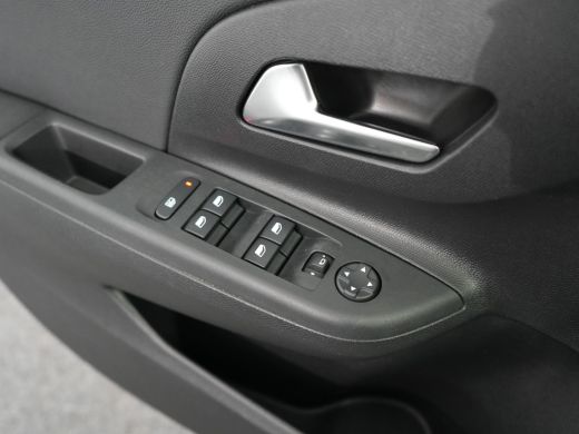 Opel Corsa Opel 1.2 Elegance | 100PK | Airco | Cruise controle | Apple Carplay / Android auto | 16'' Lichtme... ActivLease financial lease