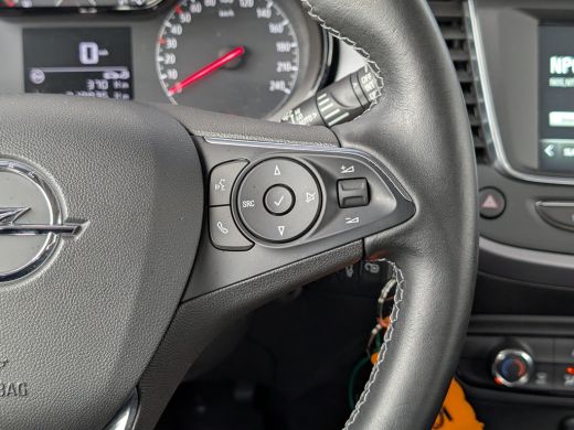 Opel Crossland X Opel 1.2 Turbo Edition | Lage KM stand! | Airco | Cruise Control ActivLease financial lease