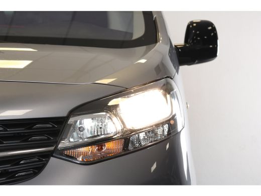 Opel Vivaro Opel 2.0 BlueHDi 145PK L3 AUTOMAAT | Navi | Betimmering | Camera | LMV 17" | Ad. Cruise control |... ActivLease financial lease