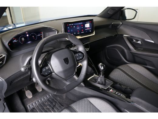 Peugeot 2008 1.2 PureTech 100 Allure | Navi | Camera | PDC V+A | LED koplampen | LMV 17" "| Cruise control | ActivLease financial lease