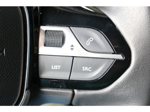 Peugeot 2008 1.2 PureTech 100 Allure | Navi | Camera | PDC V+A | LED koplampen | LMV 17" "| Cruise control | ActivLease financial lease