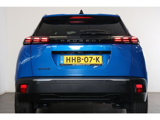 Peugeot 2008 1.2 PureTech 100 Allure | Navi | Camera | PDC V+A | LED koplampen | LMV 17" "| Cruise control | ActivLease financial lease