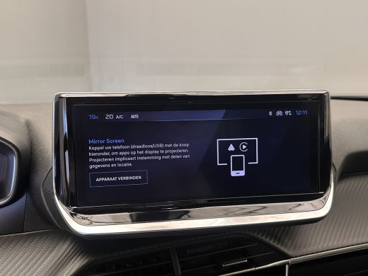 Peugeot 2008 Peugeot 1.2 PureTech Allure Automaat | Camera | PDC V+A | Digitaal Display | Navigtie | Leder\Sto... ActivLease financial lease