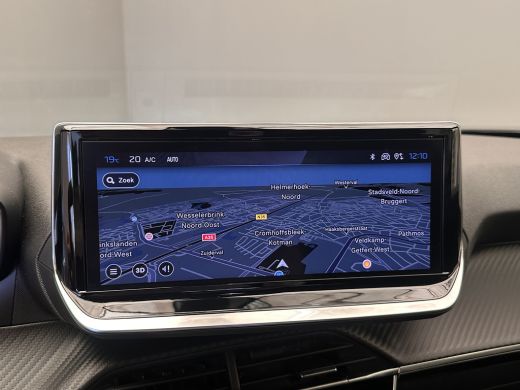 Peugeot 2008 Peugeot 1.2 PureTech Allure Automaat | Camera | PDC V+A | Digitaal Display | Navigtie | Leder\Sto... ActivLease financial lease