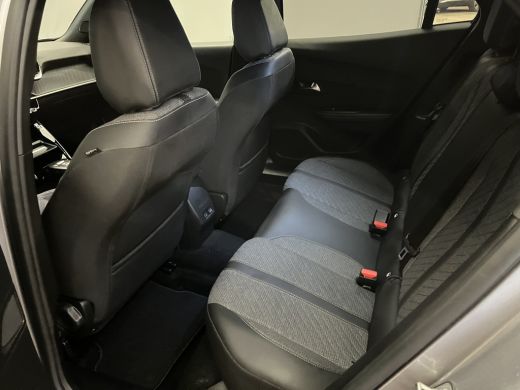 Peugeot 2008 1.2 PureTech Allure | Apple Carplay/Android Auto|telefoonintegratie premium | LED koplampen | Lic... ActivLease financial lease