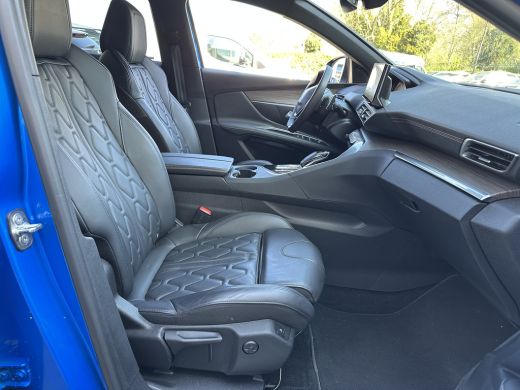Peugeot 3008 1.6 PureTech GT | Achteruitrijcamera | Elektrisch verstelb. bestuurdersstoel met geheugen | Leder... ActivLease financial lease