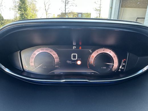 Peugeot 3008 1.6 PureTech GT | Achteruitrijcamera | Elektrisch verstelb. bestuurdersstoel met geheugen | Leder... ActivLease financial lease