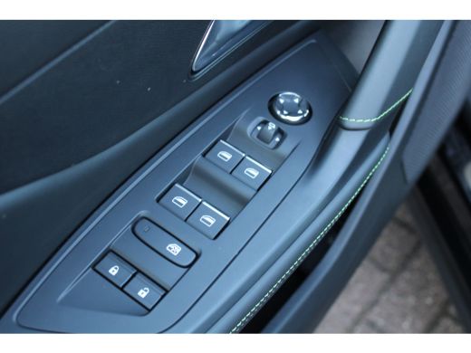 Peugeot 408 1.2 PureTech GT 130pk EAT8 | Automaat | Navigatie | Camera | Panorama/schuifdak | ActivLease financial lease