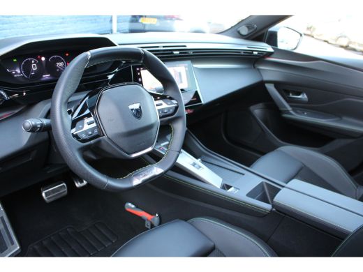 Peugeot 408 1.2 PureTech GT 130pk EAT8 | Automaat | Navigatie | Camera | Panorama/schuifdak | ActivLease financial lease